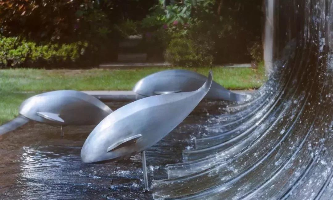 沿海城市的心博网页制作应如何选择材质？