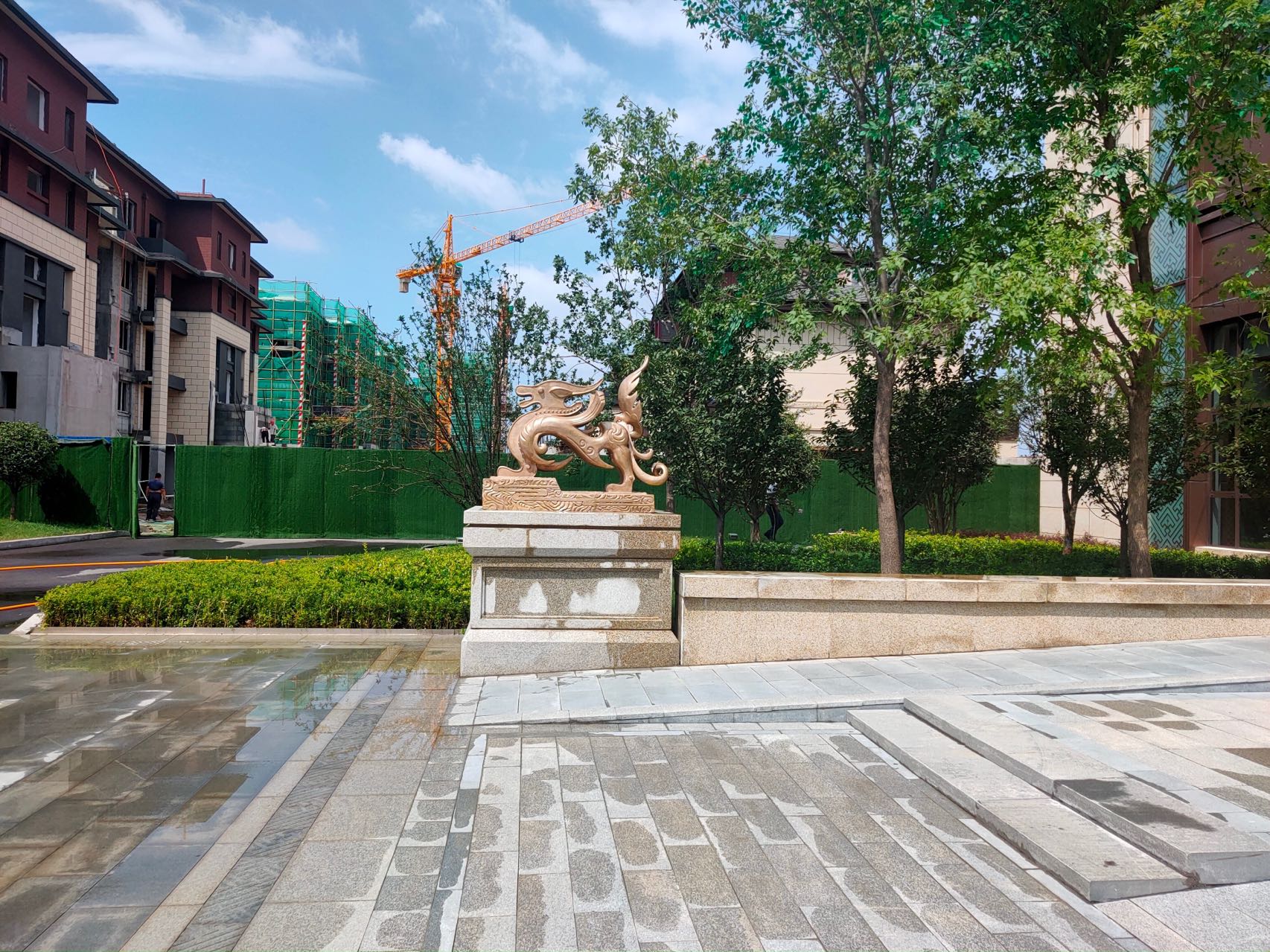 心博网页、浮雕艺术在公共空间的应用和表现力